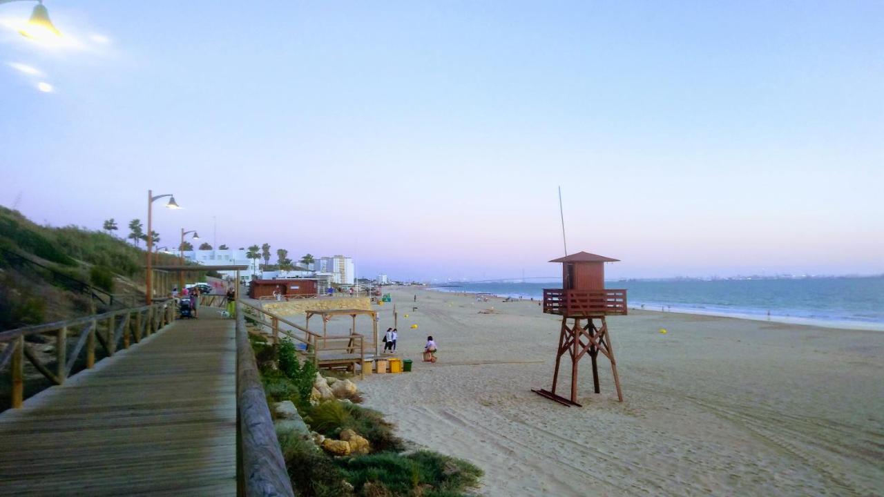 Primera Linea Playa Puerto Santa Maria Vistas Infinitas Limpieza Excepcional Parking 엘푸에르토데산타마리아 외부 사진